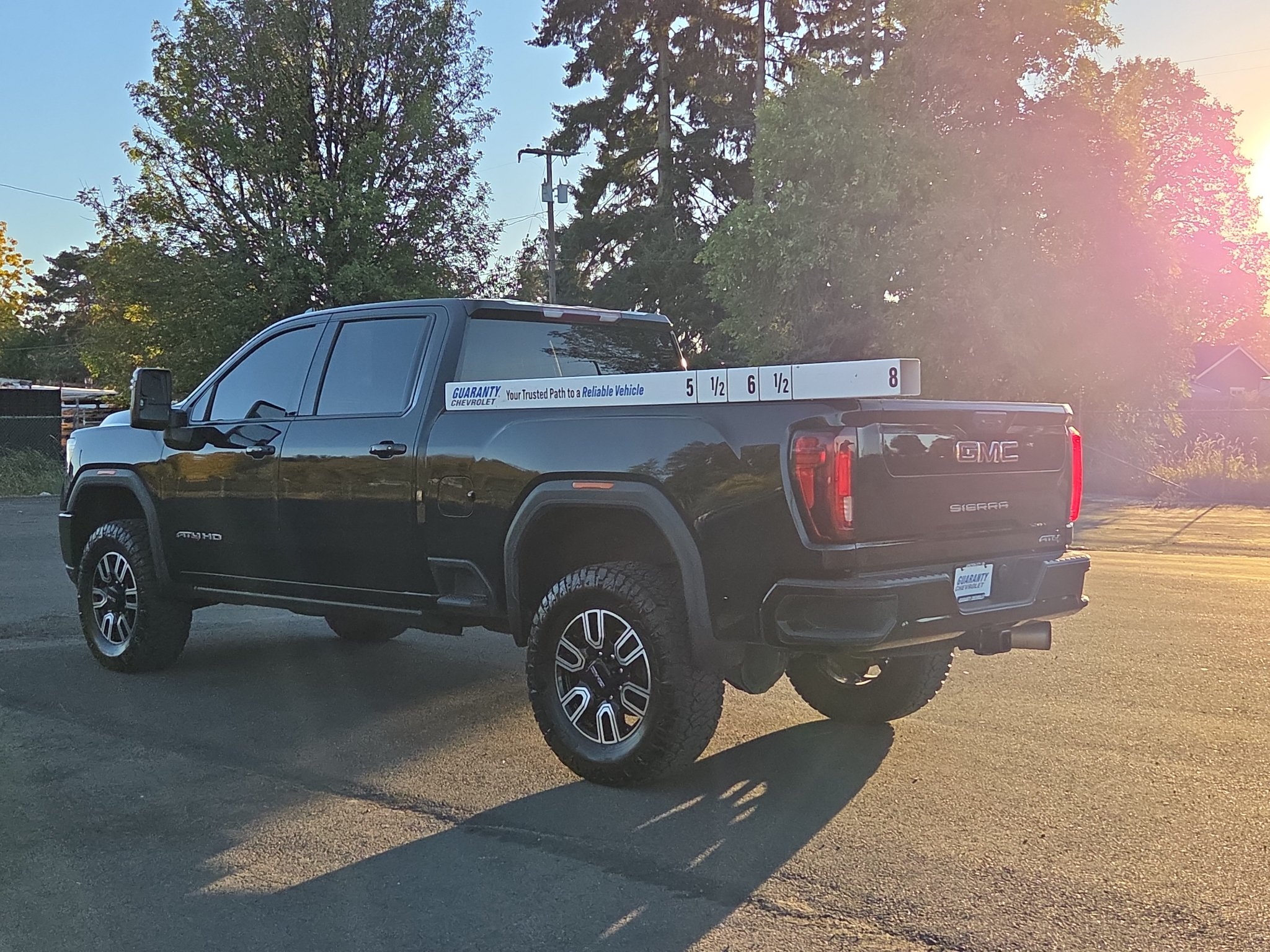 Used 2022 GMC Sierra 2500 AT4 AWD/4WD image 8