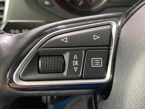 Used 2017 Audi Q3 2.0T Premium image 18