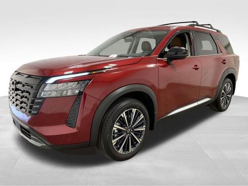 New 2026 Nissan Pathfinder Platinum image 5
