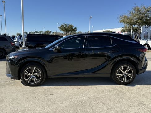 Used 2023 Lexus RX 350 Premium w/ Accessory Package image 9