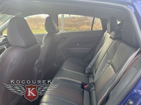 New 2026 Subaru Crosstrek 2.5i Limited w/ Crosstrek Mirror Package image 17