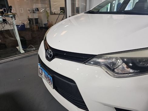 Used 2014 Toyota Corolla LE FWD image 10