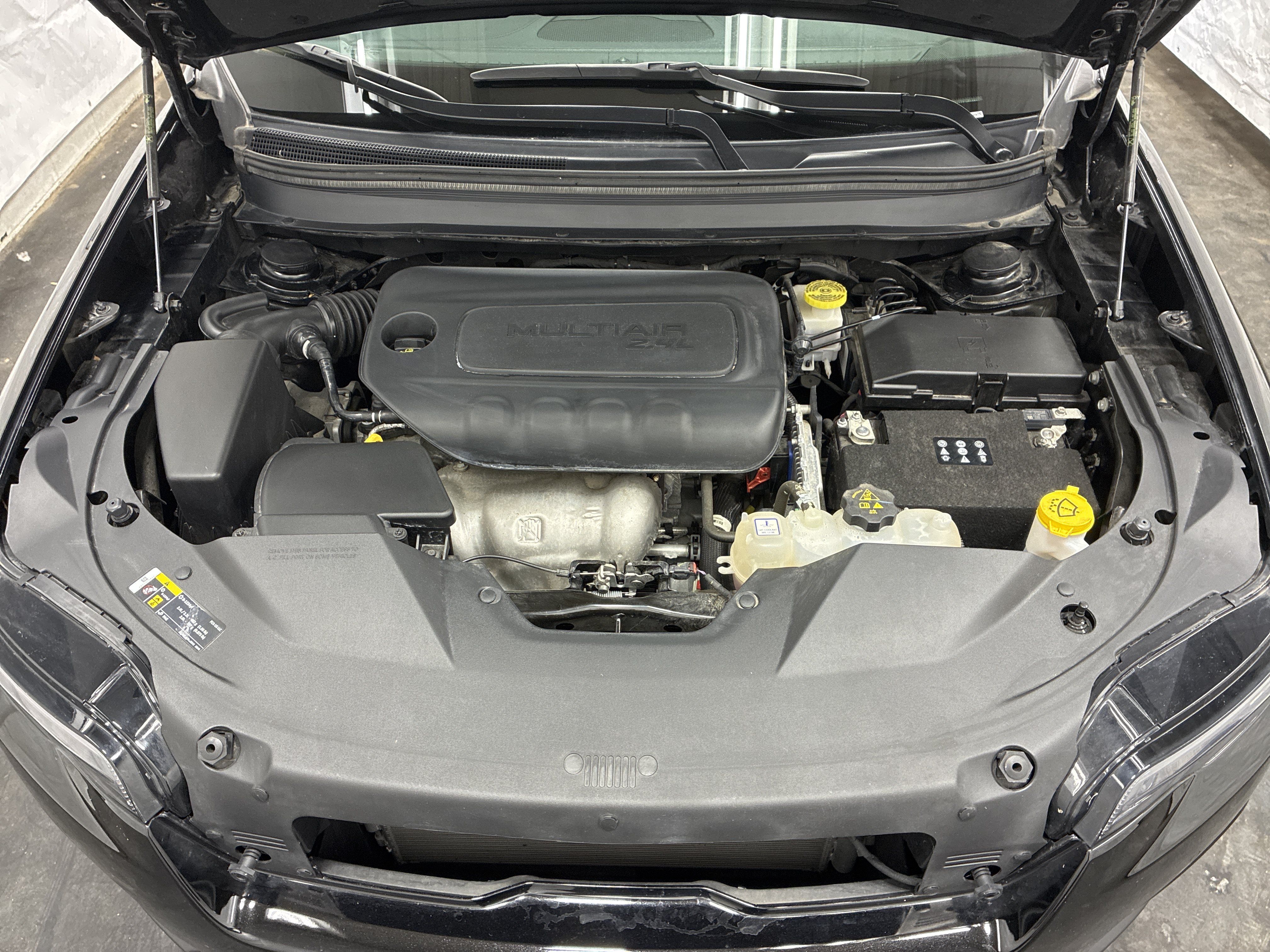 Certified 2023 Jeep Cherokee Altitude Lux AWD/4WD image 8