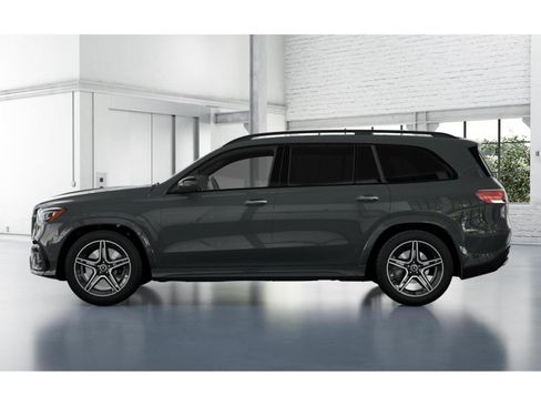 New 2026 Mercedes-Benz GLS 450 4MATIC image 34