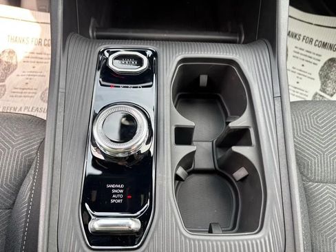 New 2026 Jeep Cherokee Laredo AWD/4WD image 18