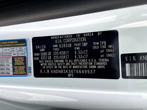 New 2026 Kia Carnival FWD image 8