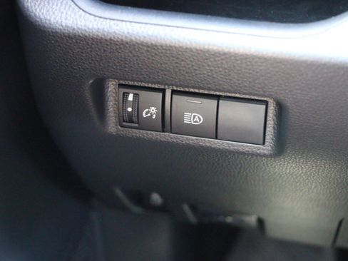 Used 2023 Toyota RAV4 SE AWD/4WD image 20
