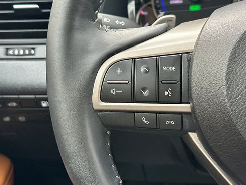 Certified 2022 Lexus RX 450h AWD w/ Premium Package image 27