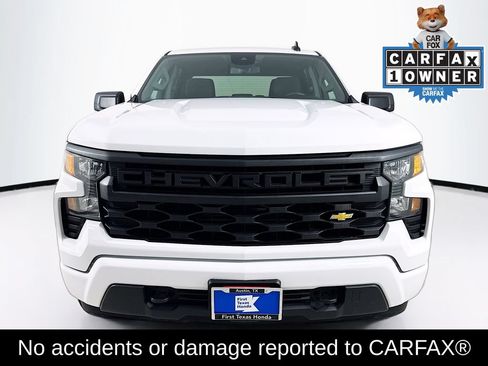 Used 2024 Chevrolet Silverado 1500 Custom RWD image 2