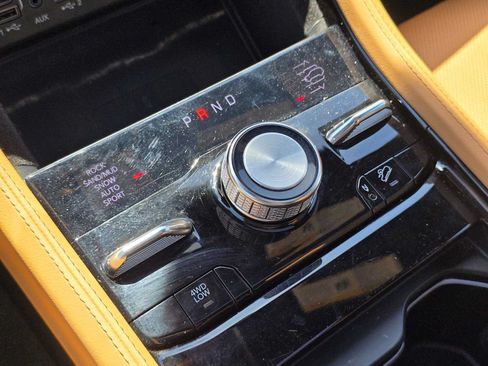 Used 2022 Jeep Grand Cherokee Summit AWD/4WD image 35