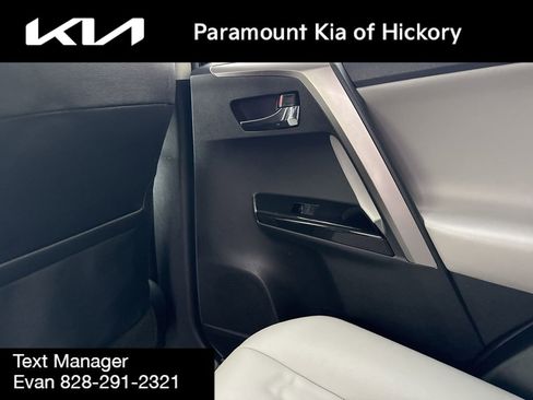 Used 2017 Toyota RAV4 Limited image 15