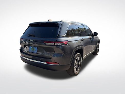 Used 2023 Jeep Grand Cherokee 4WD 4xe w/ Luxury Tech Group II image 5