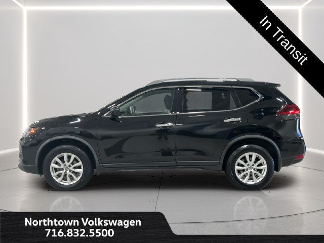 Used 2020 Nissan Rogue SV AWD/4WD image 2