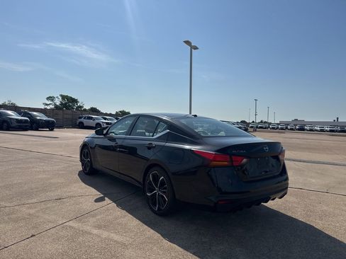 Certified 2024 Nissan Altima 2.5 SR FWD image 16