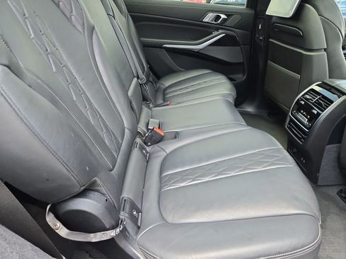 Used 2019 BMW X7 xDrive50i w/ Dynamic Handling Package AWD/4WD image 22