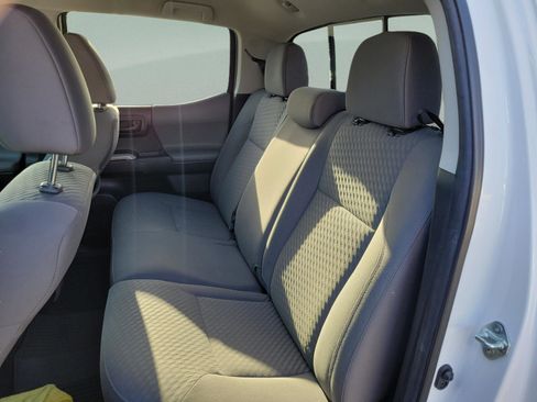 Used 2022 Toyota Tacoma SR5 image 12