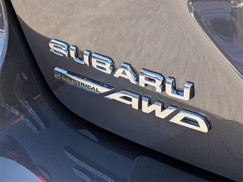 Used 2025 Subaru Crosstrek 2.0i Premium image 15