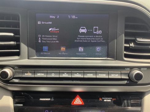 Used 2020 Hyundai Elantra SEL FWD image 18