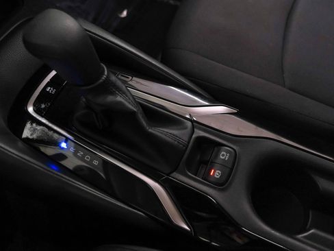 Used 2022 Toyota Corolla LE image 23