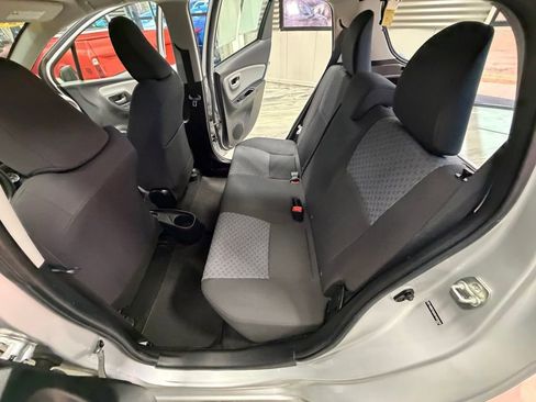 Used 2015 Toyota Yaris LE image 43