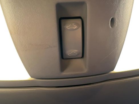 Used 2010 INFINITI G37 x Sedan w/ Premium Pkg image 13