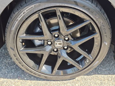 Used 2024 Honda Civic Sport image 12