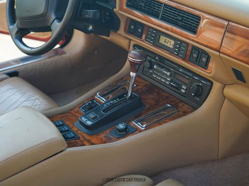 Used 1994 Jaguar XJS 4.0 Convertible image 39