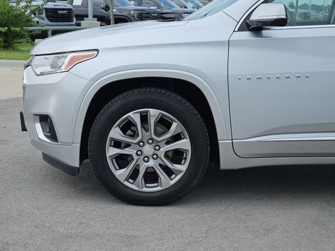 Used 2018 Chevrolet Traverse Premier w/ Driver Confidence II Package FWD image 10