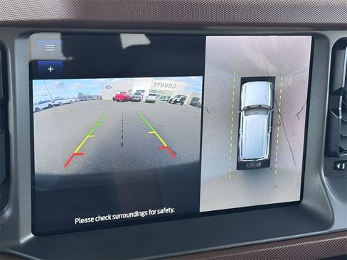 Used 2024 Ford Bronco Outer Banks image 14