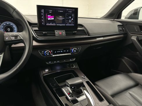 Used 2023 Audi Q5 2.0T Premium Plus w/ Premium Plus Package AWD/4WD image 28
