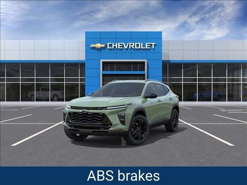 New 2026 Chevrolet Trax ACTIV w/ Sunroof Package FWD image 9