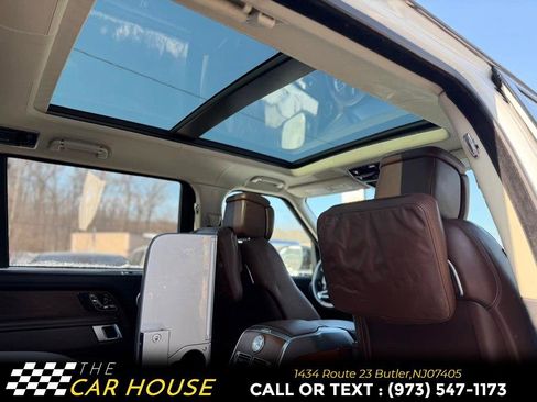 Used 2020 Land Rover Range Rover SV Autobiography Dynamic image 24