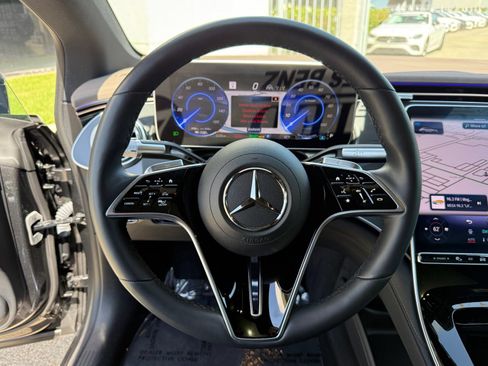 Used 2023 Mercedes-Benz EQS 450+ Sedan image 29