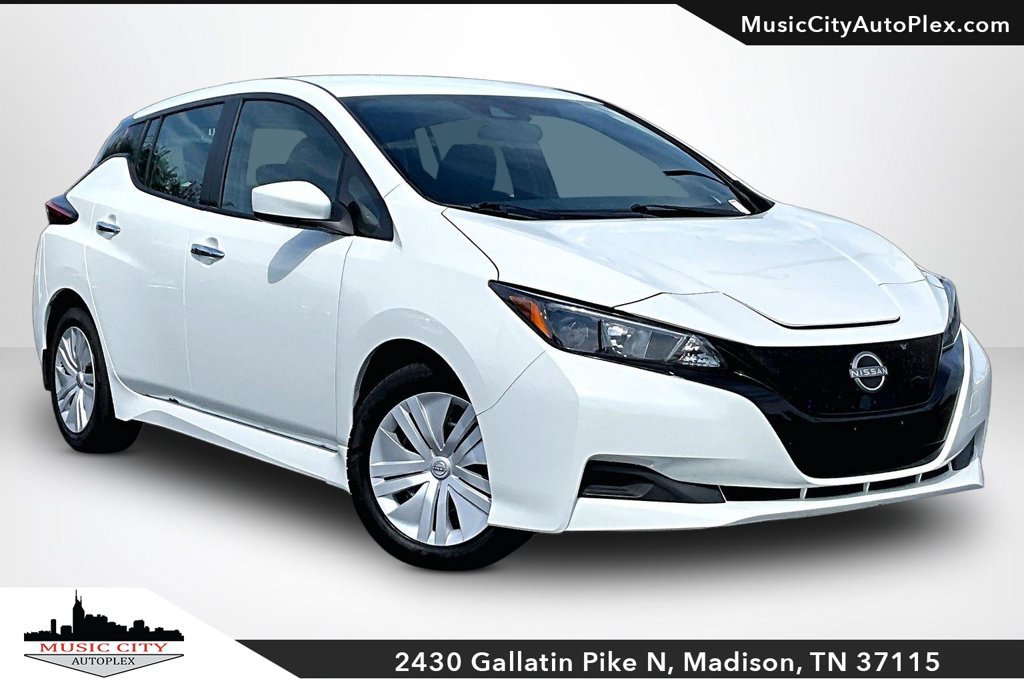 Used 2025 Nissan Leaf S FWD image 1