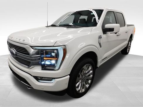 Used 2023 Ford F150 Limited image 5