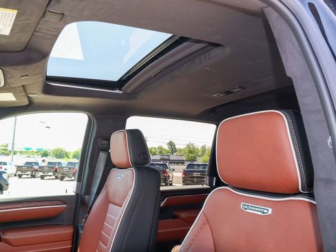 New 2026 GMC Sierra 3500 Denali Ultimate AWD/4WD image 8