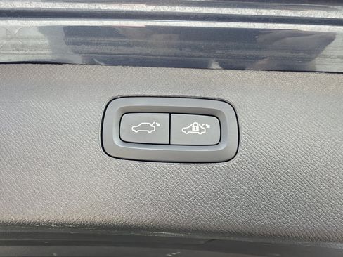 Used 2024 Volvo XC90 B6 Ultimate w/ Lounge Package AWD/4WD image 40
