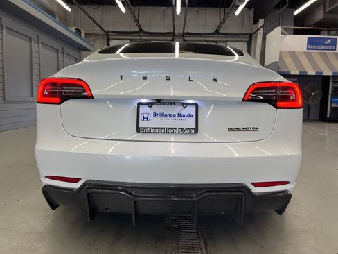 Used 2022 Tesla Model 3 Performance image 6