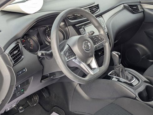 Certified 2020 Nissan Rogue Sport S image 14