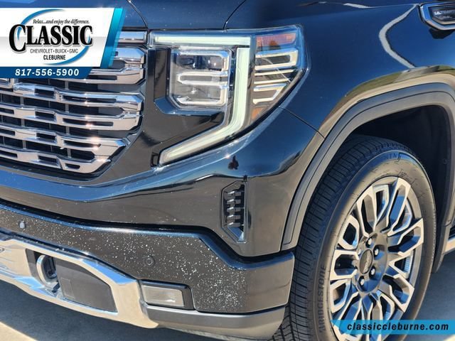 Used 2023 GMC Sierra 1500 Denali Ultimate AWD/4WD image 11