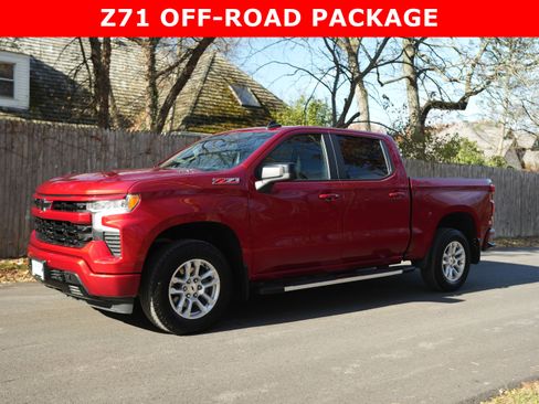 Used 2024 Chevrolet Silverado 1500 RST image 9