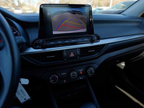 Certified 2024 Kia Forte LXS image 16