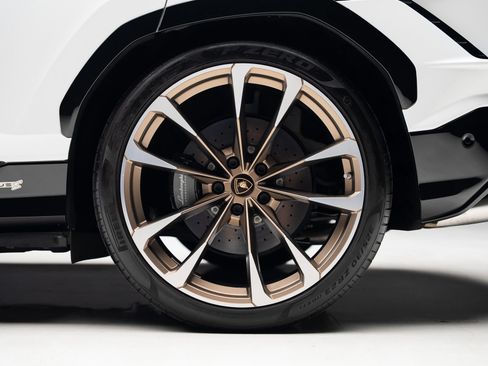 Used 2024 Lamborghini Urus S AWD/4WD image 21