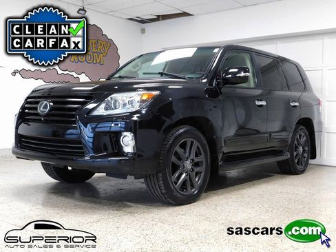 Used 2013 Lexus LX 570 4WD w/ Luxury Pkg w/Pre-crash image 1