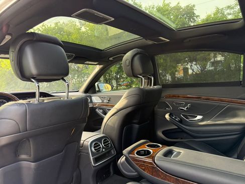 Used 2016 Mercedes-Benz S 550 Sedan image 12