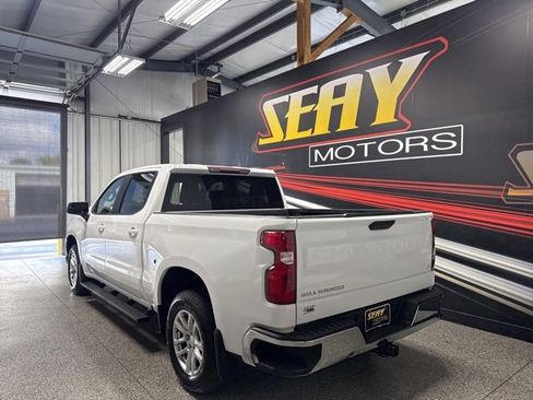Used 2021 Chevrolet Silverado 1500 LT w/ Bed Protection Package image 18