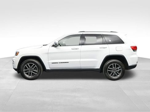 Used 2019 Jeep Grand Cherokee Limited AWD/4WD image 2