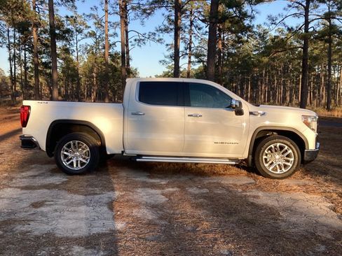 Used 2019 GMC Sierra 1500 SLT w/ SLT Convenience Package image 6