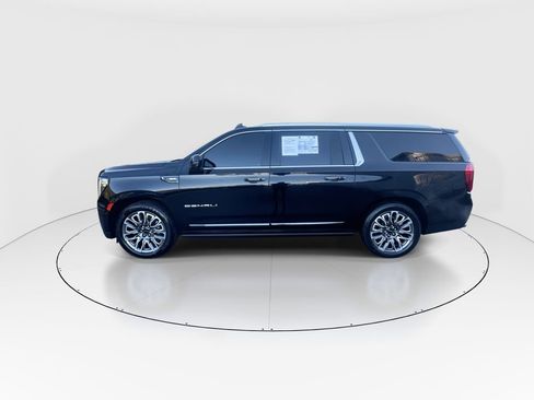 Used 2023 GMC Yukon XL Denali Ultimate image 5