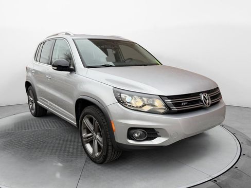 Used 2017 Volkswagen Tiguan Sport image 7